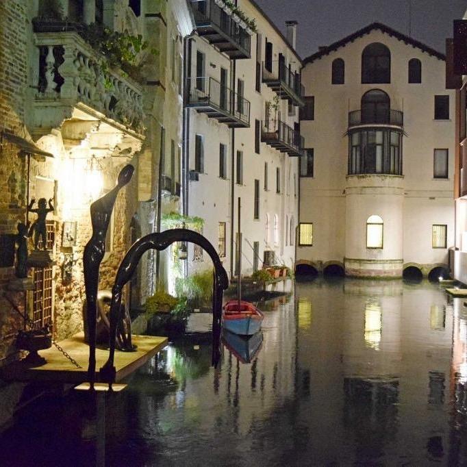 Holiday Treviso Suite Lombardi Exterior photo