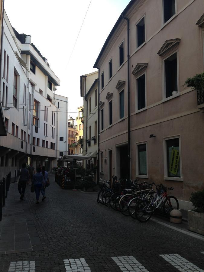 Holiday Treviso Suite Lombardi Exterior photo